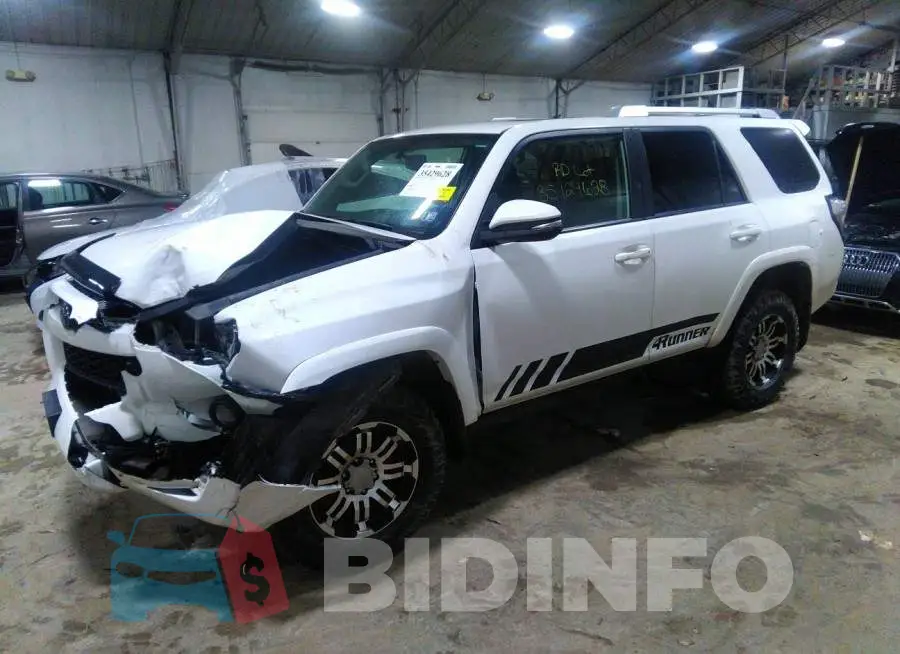 JTEBU5JR6F5252432 Photo# 2