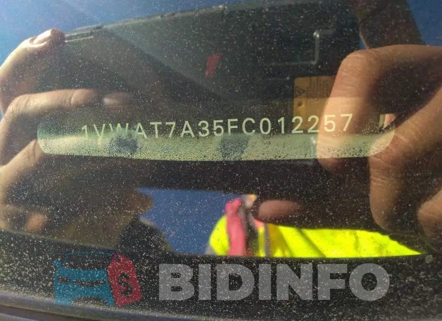 1VWAT7A35FC012257 Photo# 9