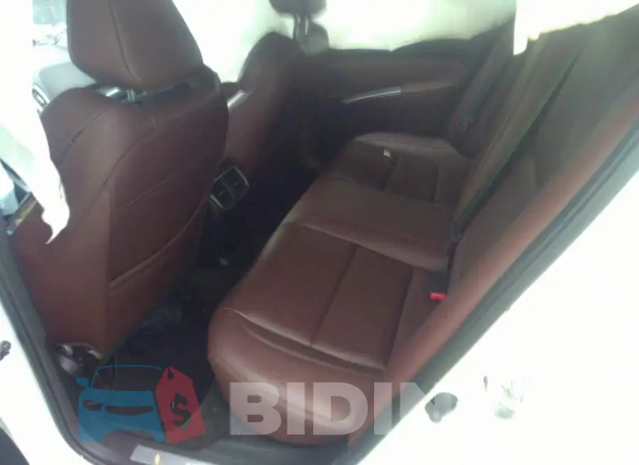 19UUB3F5XFA010605 Photo# 8