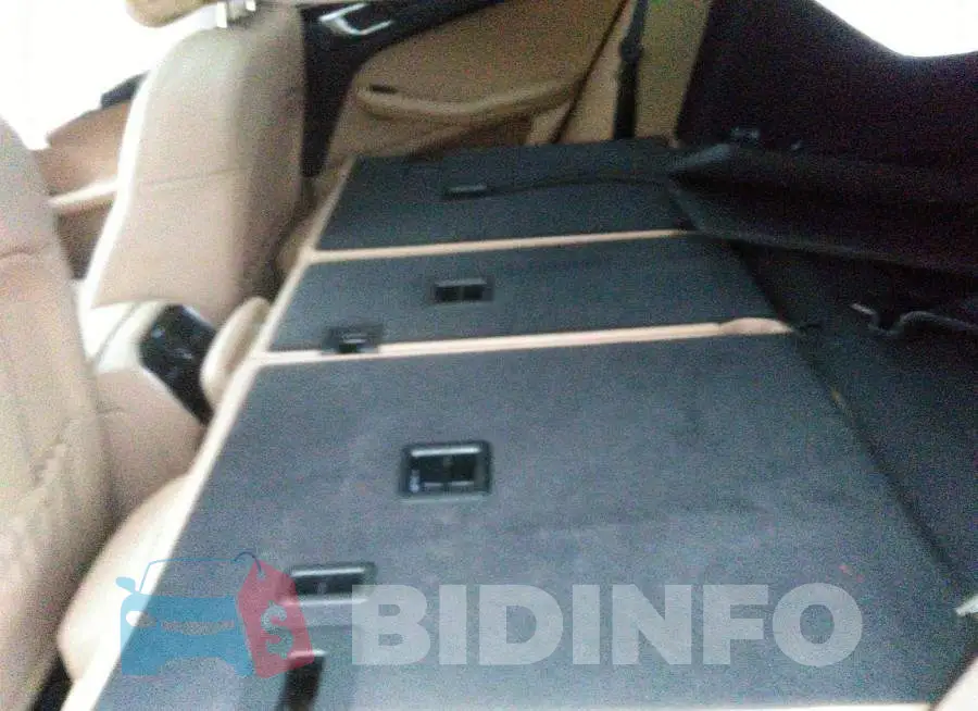 WP1AA2A54LLB08730 Photo# 8