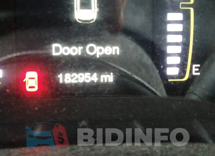 1C4PJMCS0EW203197 Photo# 7