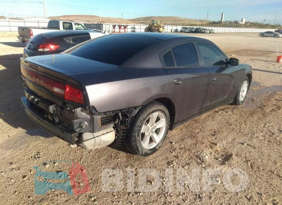 2C3CDXBG5DH593249 Photo# 4