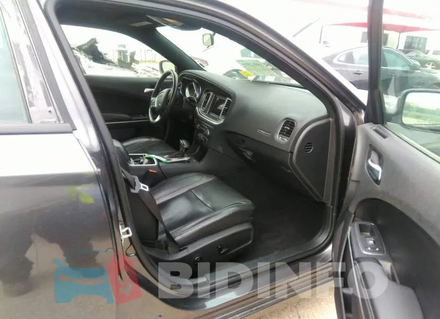 2C3CDXBG5KH746824 Photo# 5