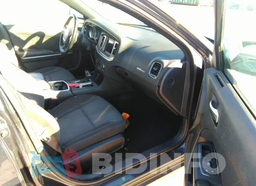 2C3CDXBG7KH699277 Photo# 5