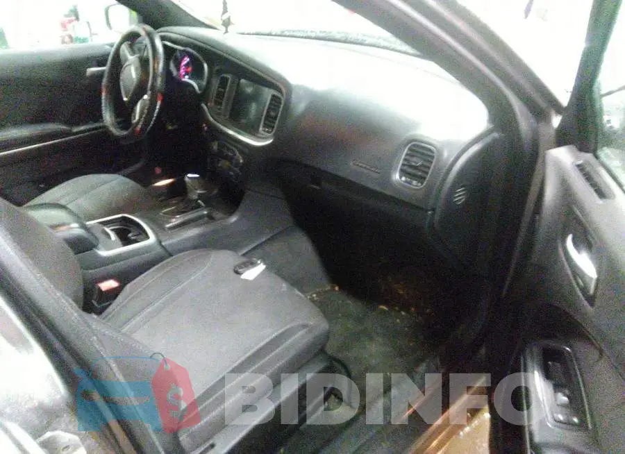 2C3CDXCT7FH836624 Photo# 5