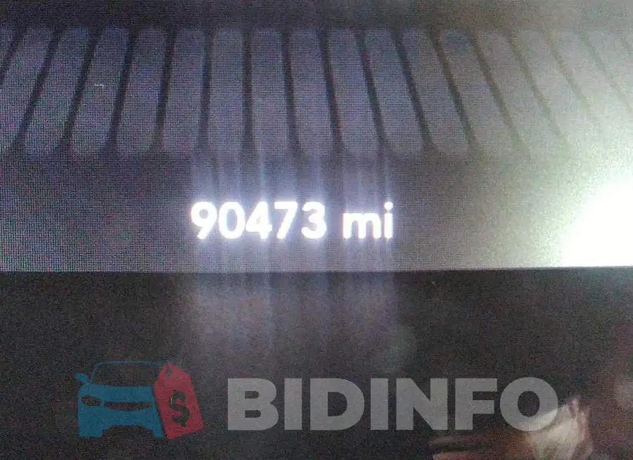 2C3CDZAG4FH910650 Photo# 7