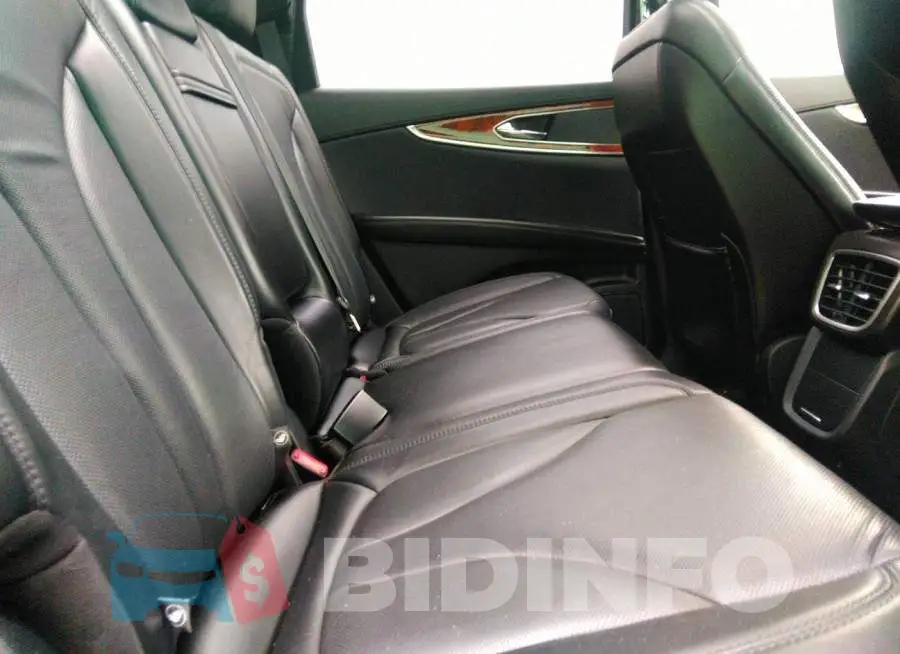 2LMPJ8LR0HBL30400 Photo# 8