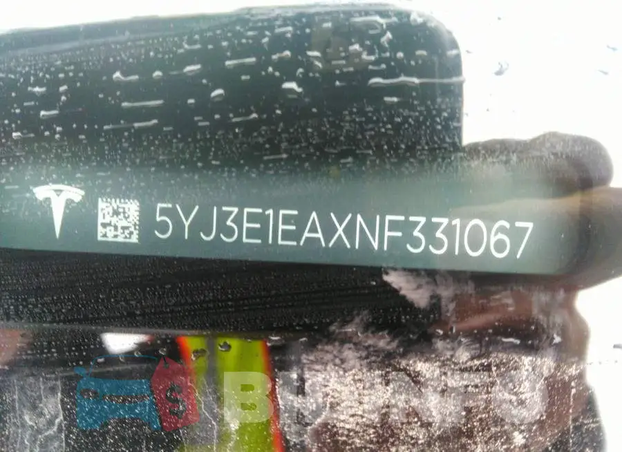 5YJ3E1EAXNF331067 Photo# 9