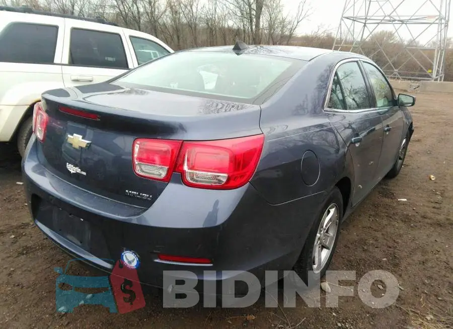 1G11B5SAXDF273802 Photo# 4