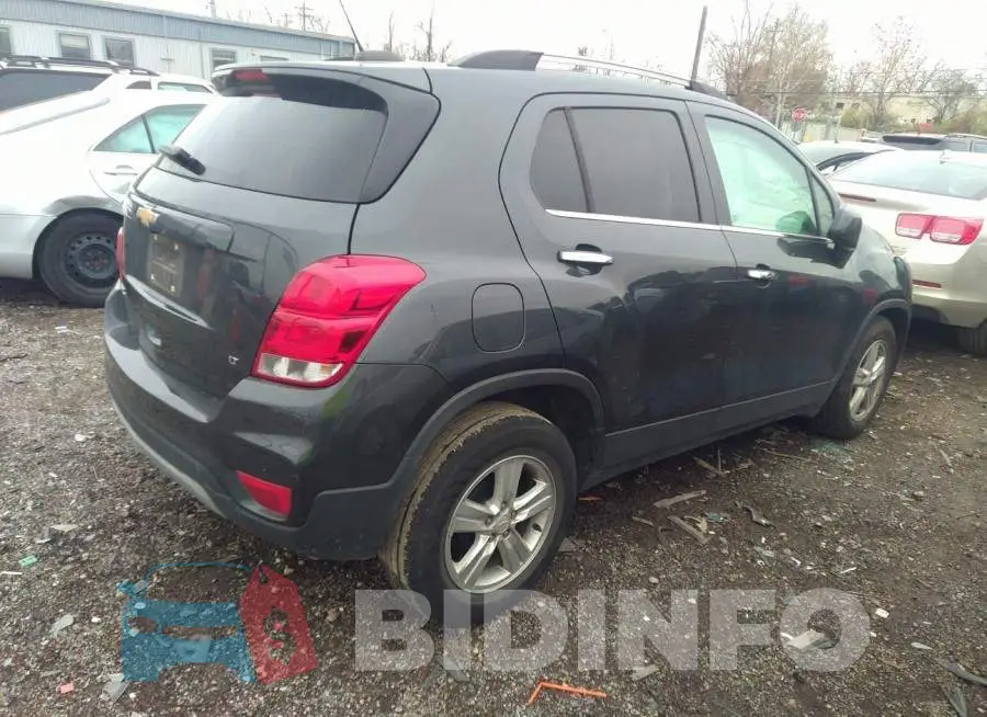 KL7CJLSB2HB152112 Photo# 4