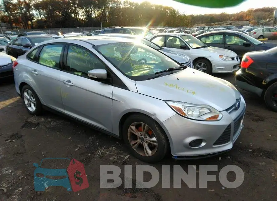 1FADP3F22EL157614 Photo# 1