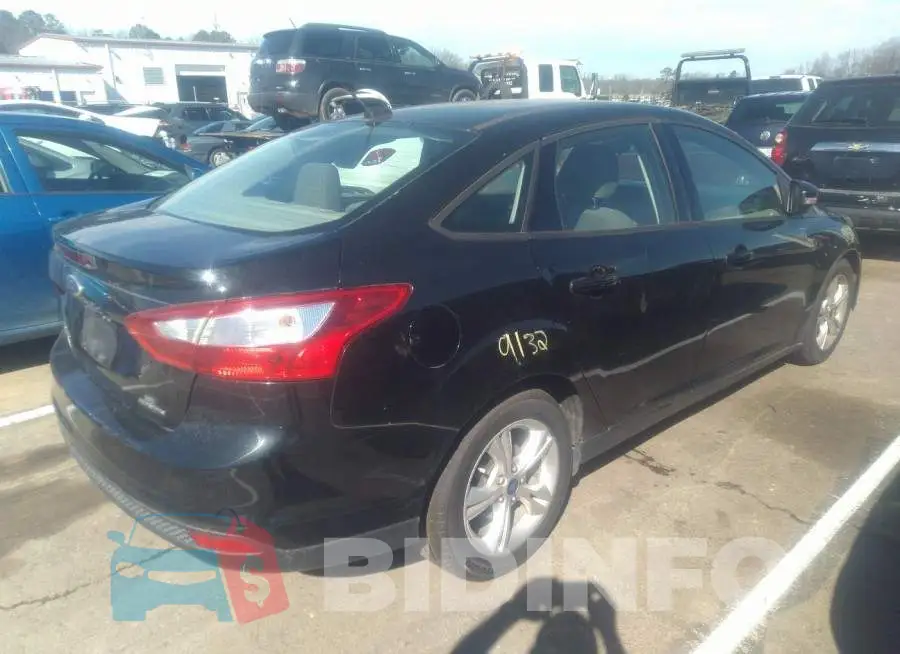 1FADP3F25EL227185 Photo# 4