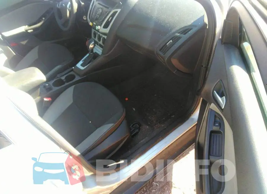 1FADP3F26EL228944 Photo# 5