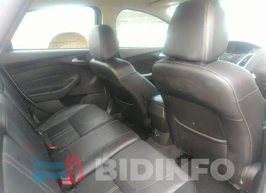 1FADP3F27EL361745 Photo# 8