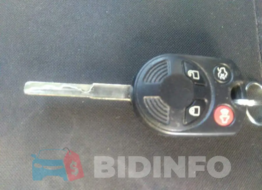 1FADP3F27GL206874 Photo# 11