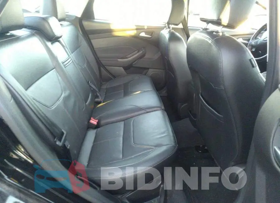 1FADP3F29GL401360 Photo# 8