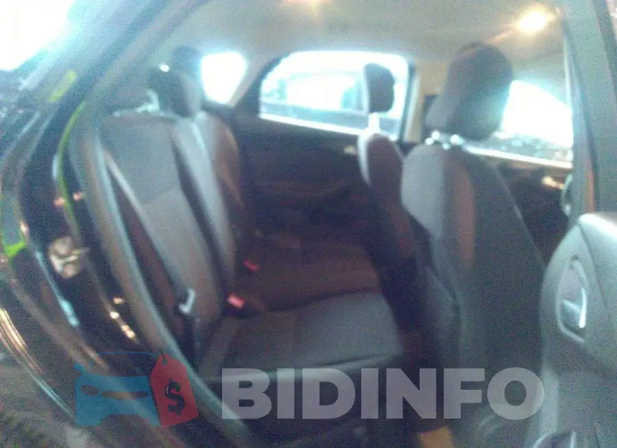 1FADP3K20FL277189 Photo# 8