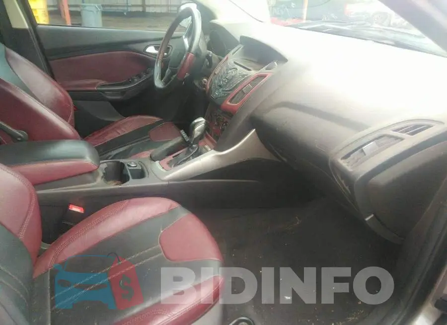 1FADP3K28EL387521 Photo# 5