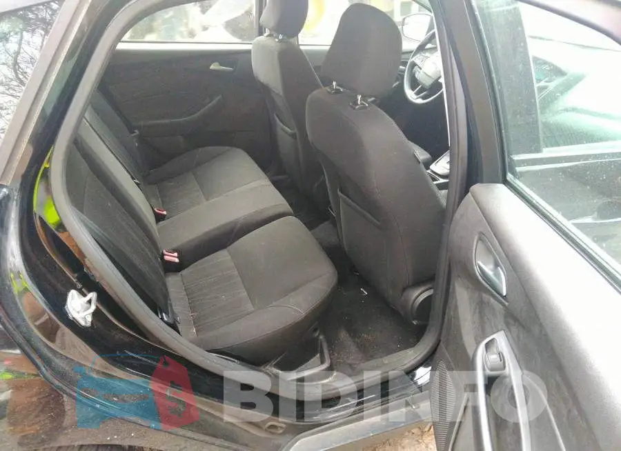 1FADP3K28GL203780 Photo# 8