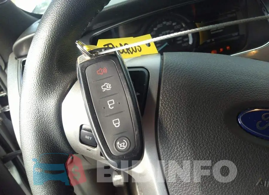 1FAHP2E85JG132212 Photo# 11