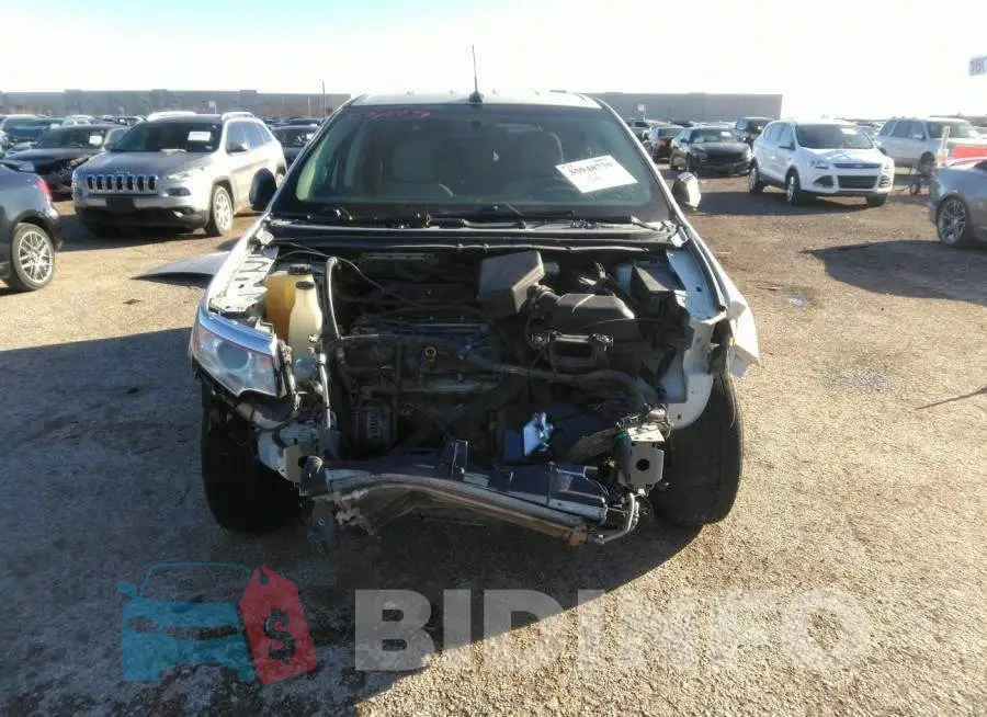 2FMDK3GCXDBB83548 Photo# 6