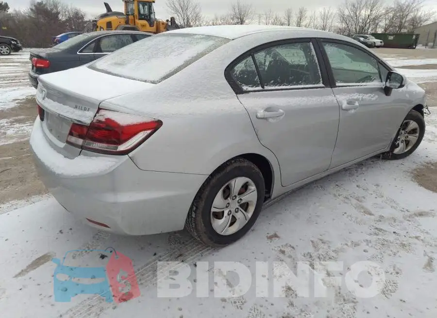 19XFB2F57FE046153 Photo# 4
