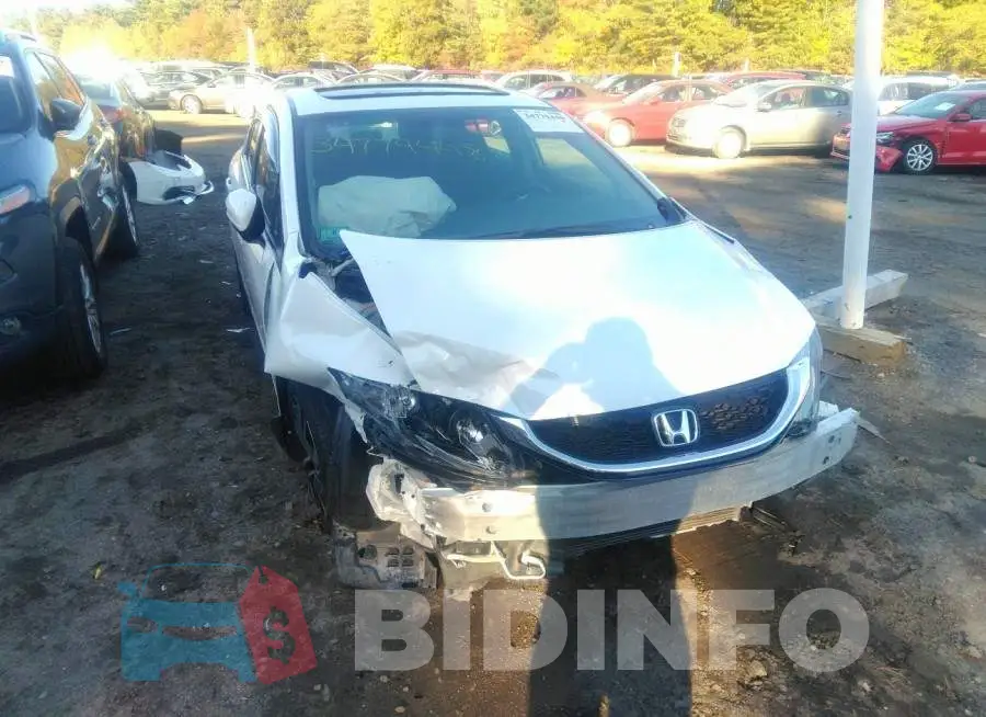 19XFB2F83EE070698 Photo# 6
