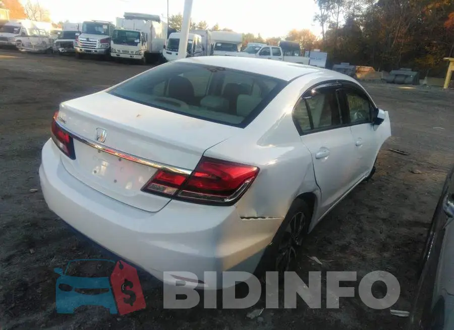 19XFB2F83EE070698 Photo# 4