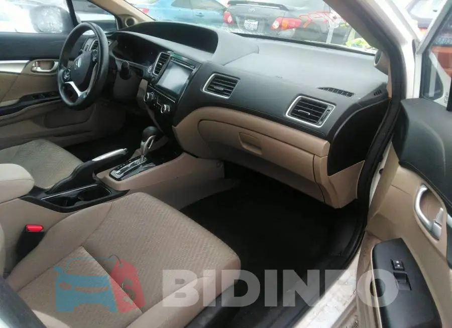 19XFB2F84FE024069 Photo# 5