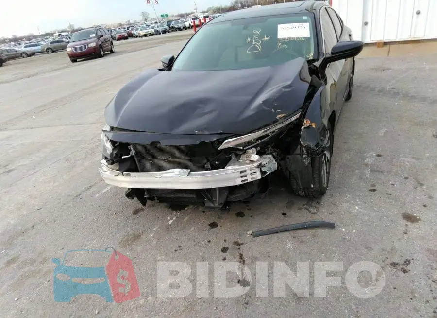 19XFC2F72HE050855 Photo# 6