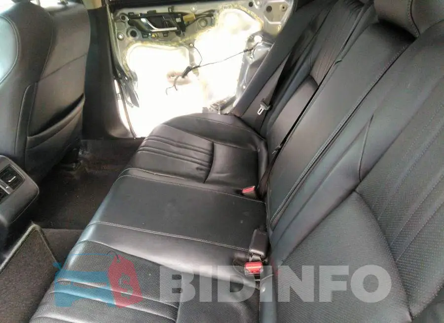 1HGCV1F93JA057154 Photo# 8