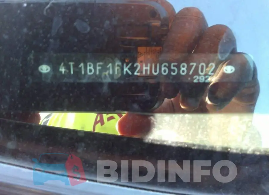 4T1BF1FK2HU658702 Photo# 9