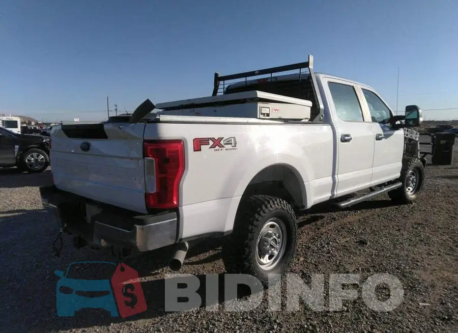 1FT7W2B64KEC81543 Photo# 4