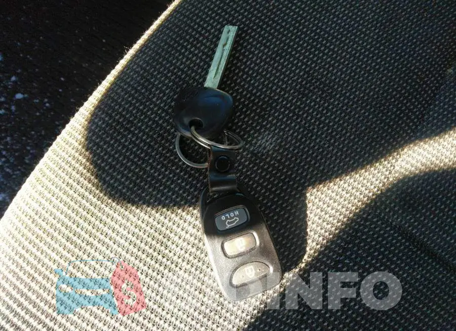 KMHTC6AD7DU121286 Photo# 11