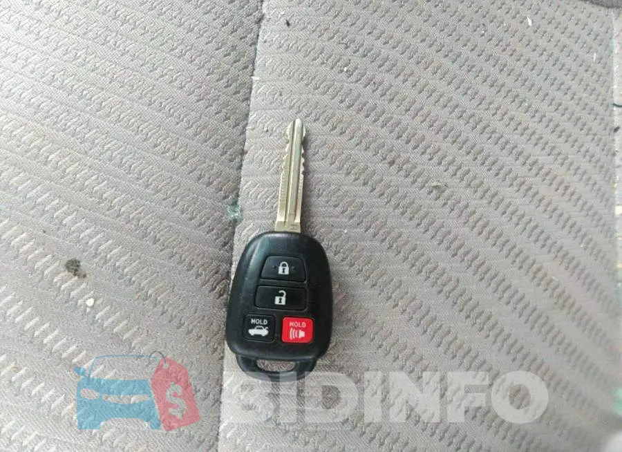 4T1BF1FK5HU413408 Photo# 11