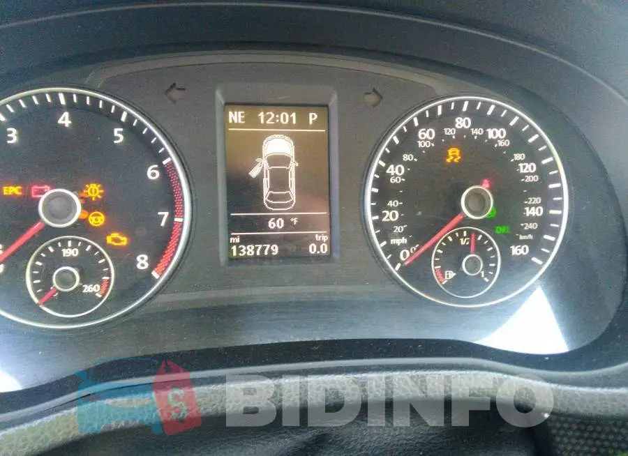 1VWBT7A35FC106708 Photo# 7