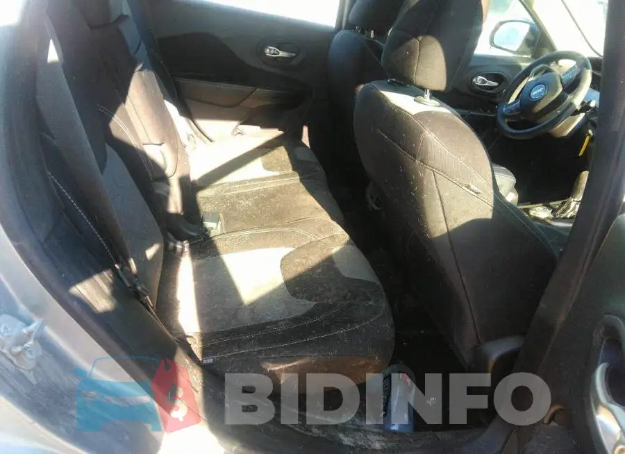 1C4PJMAB5EW243746 Photo# 8