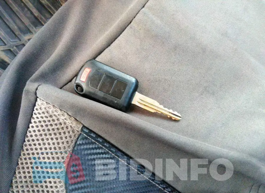 ML32A3HJ8HH001840 Photo# 11