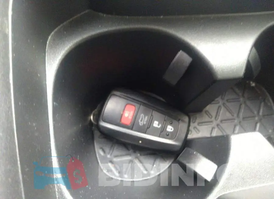 2T3A1RFV1MW232553 Photo# 11
