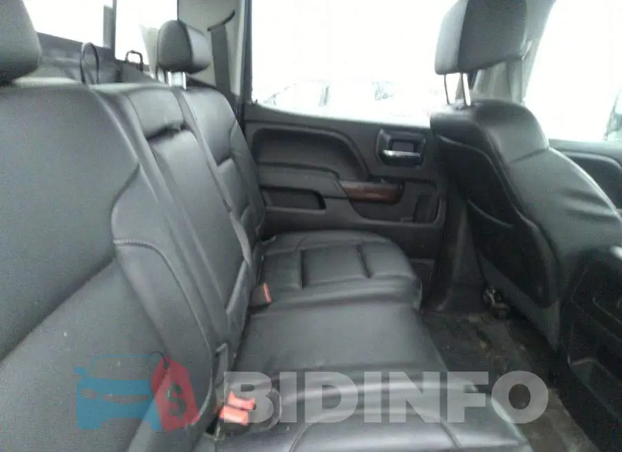 3GTU2VEC4FG332930 Photo# 8