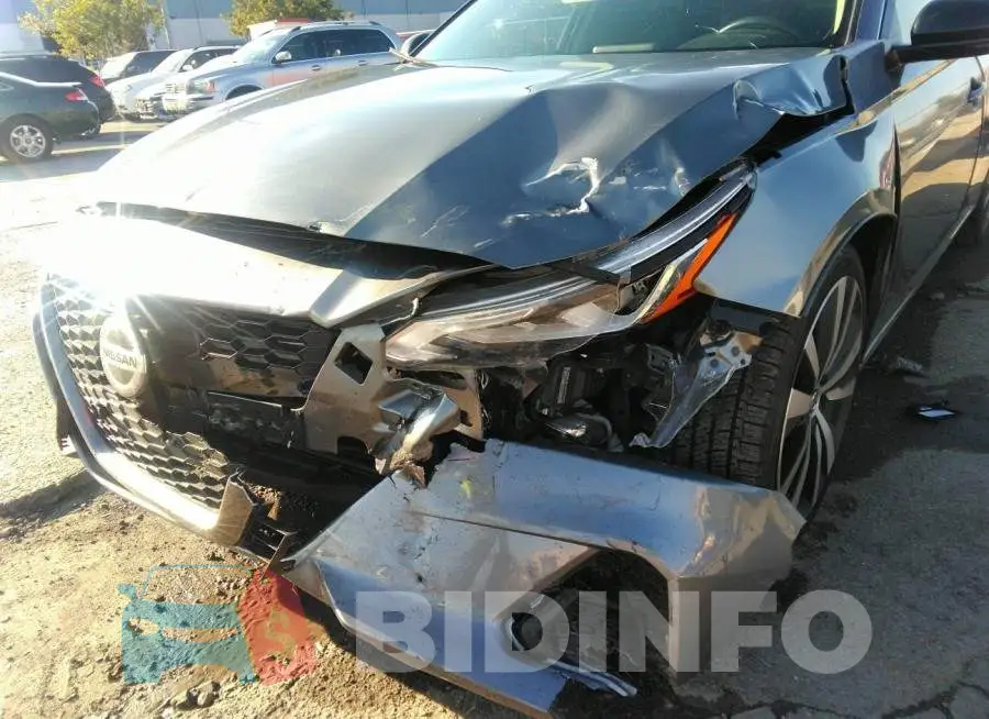 1N4BL4CV3KC169743 Photo# 6