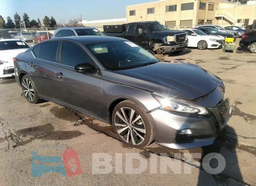 1N4BL4CV3KC169743 Photo# 1