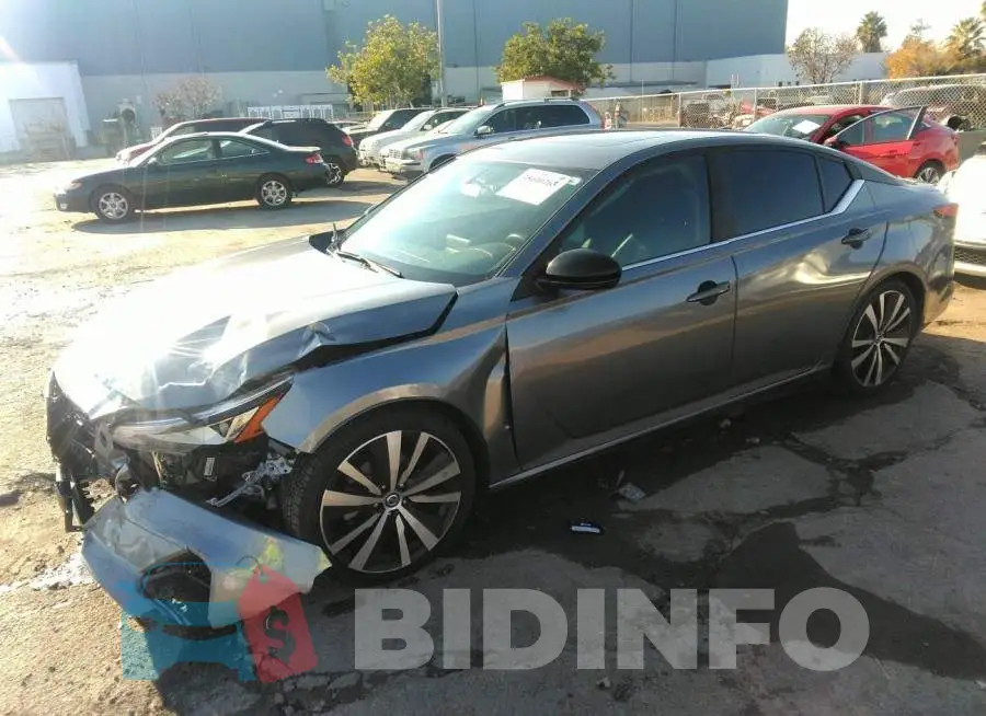1N4BL4CV3KC169743 Photo# 2