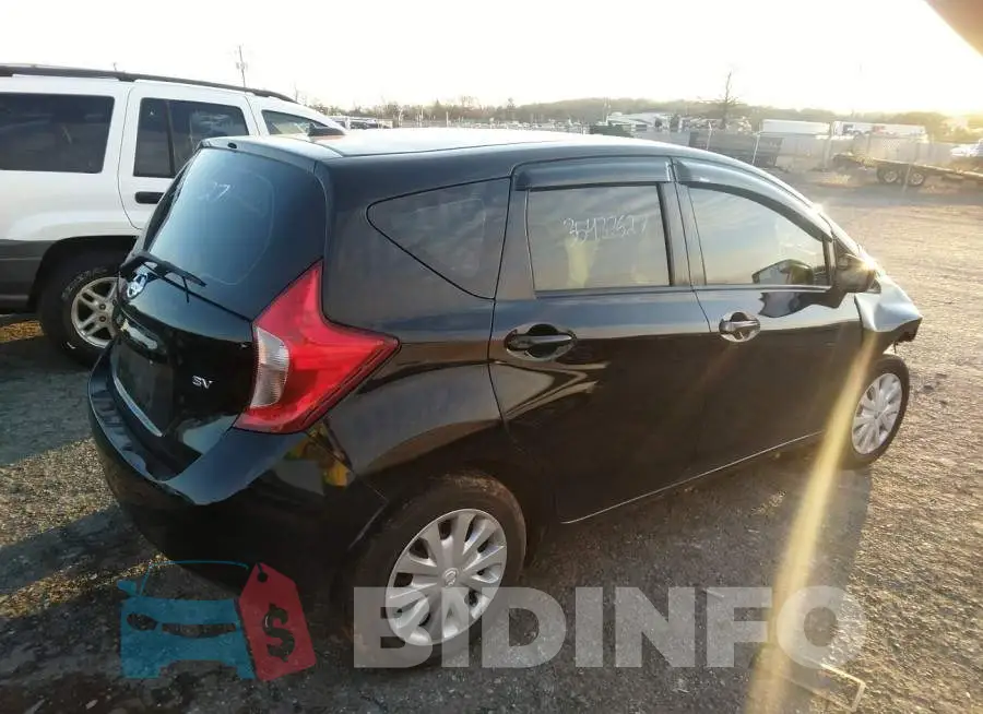 3N1CE2CP6GL403824 Photo# 4