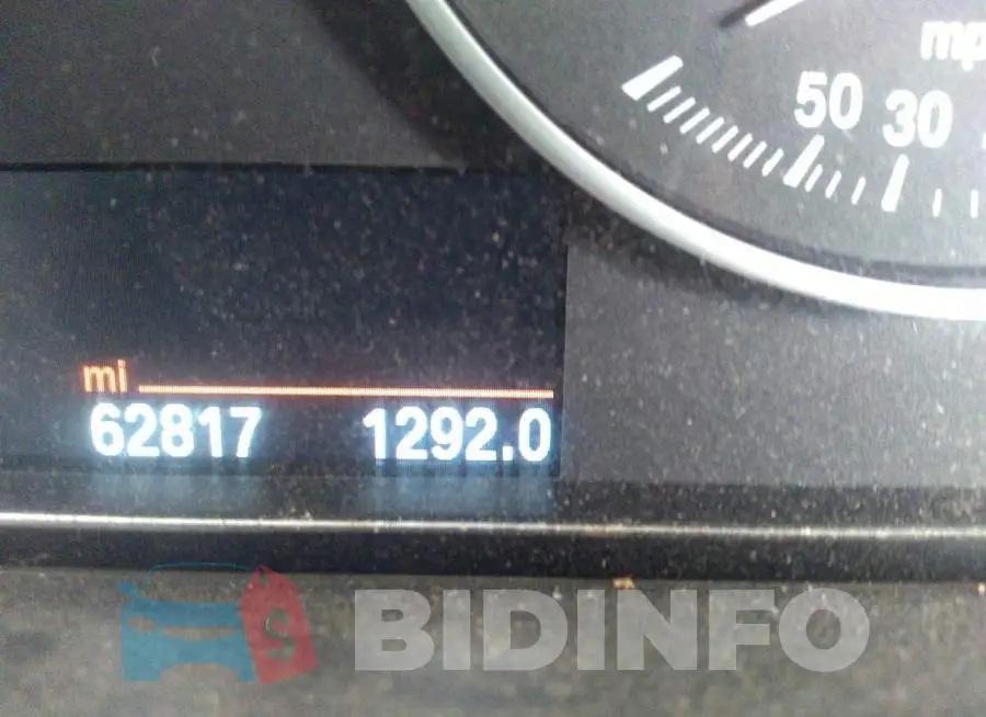 WBA8E1G5XJNU93330 Photo# 7
