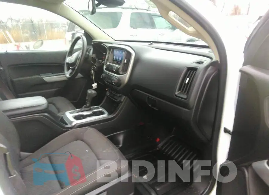 1GCHSCEA3M1251756 Photo# 5