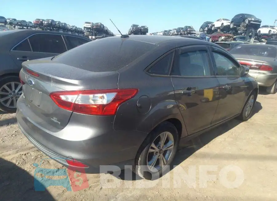 1FADP3F22DL331521 Photo# 4