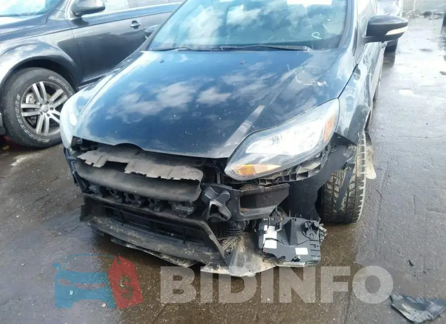 1FADP3L98DL257796 Photo# 6