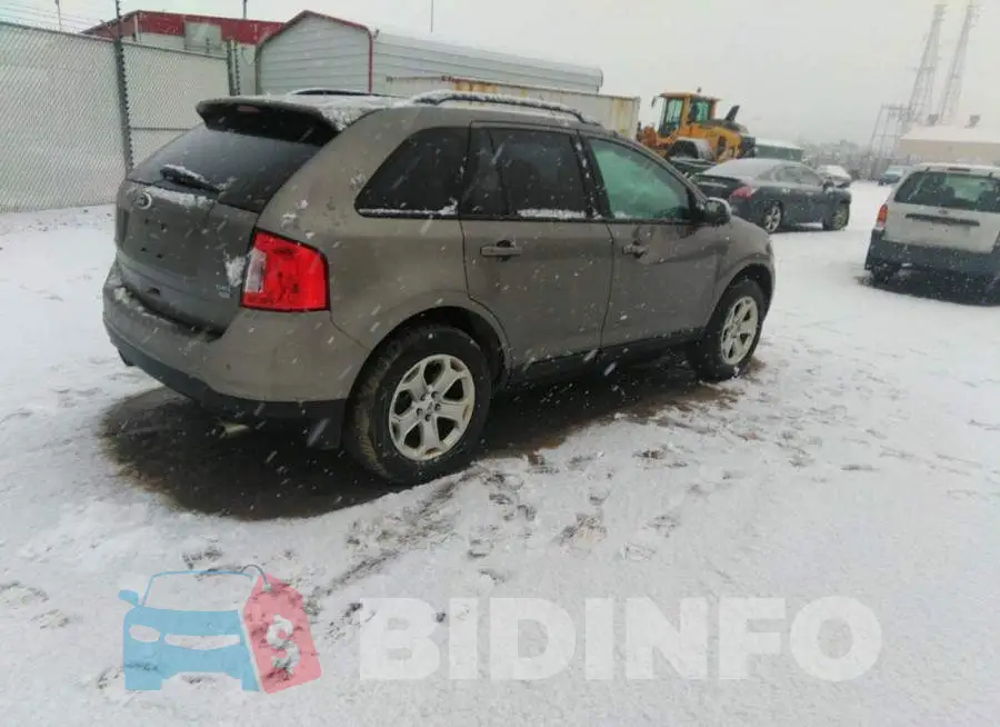 2FMDK4JC1DBB71402 Photo# 4