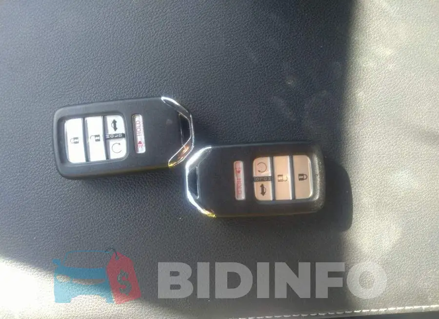 1HGCV2F36KA031697 Photo# 11